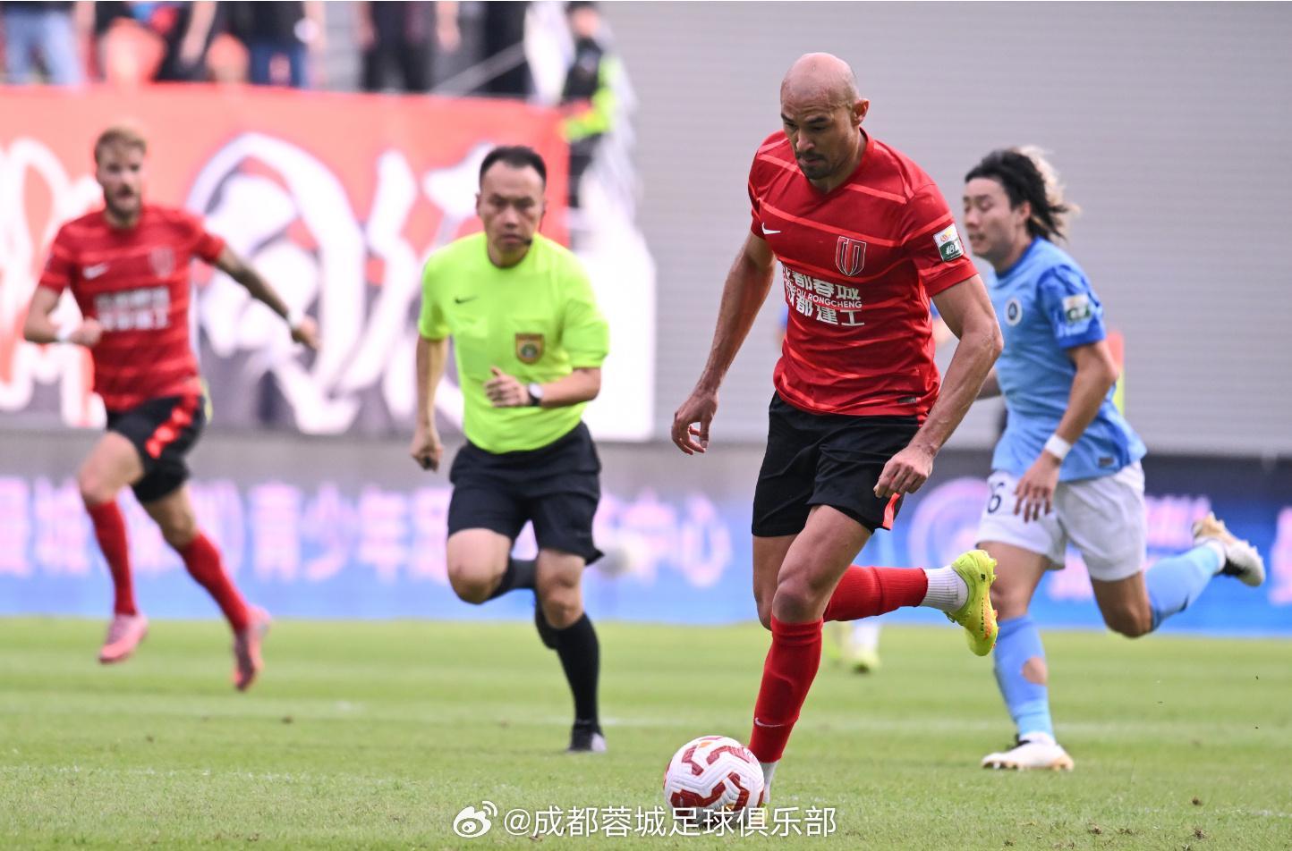 世界杯比赛直播软件-最新！CCTV5提前半小时，聚焦中超揭幕战，成都深圳上演双城对话